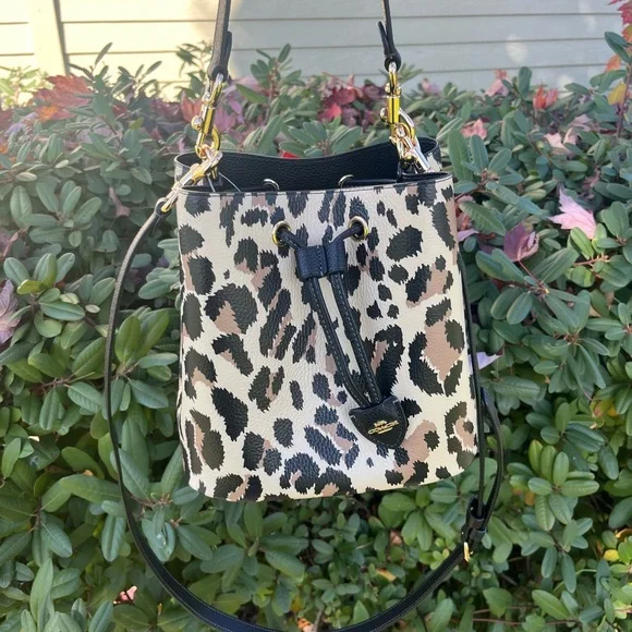 Coach Rowen Bucket Bag with Leopard Print -CCD03 - Picture 4 of 14